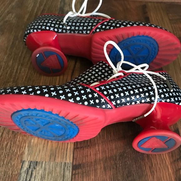 John Fluevog Black and Red Heels - Picture 5 of 7